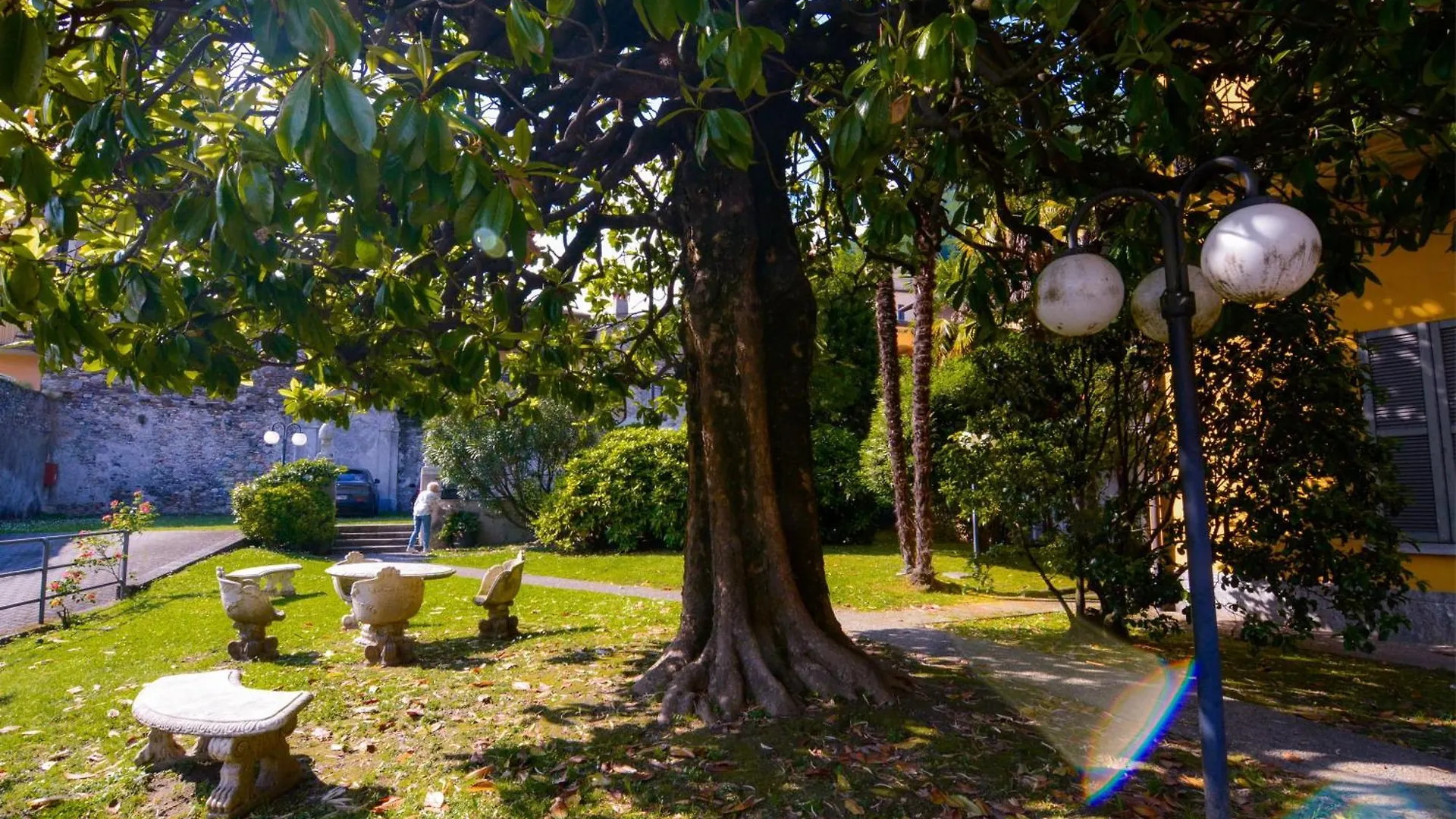 Apartment Timeless Garden Lake Como Gravedona