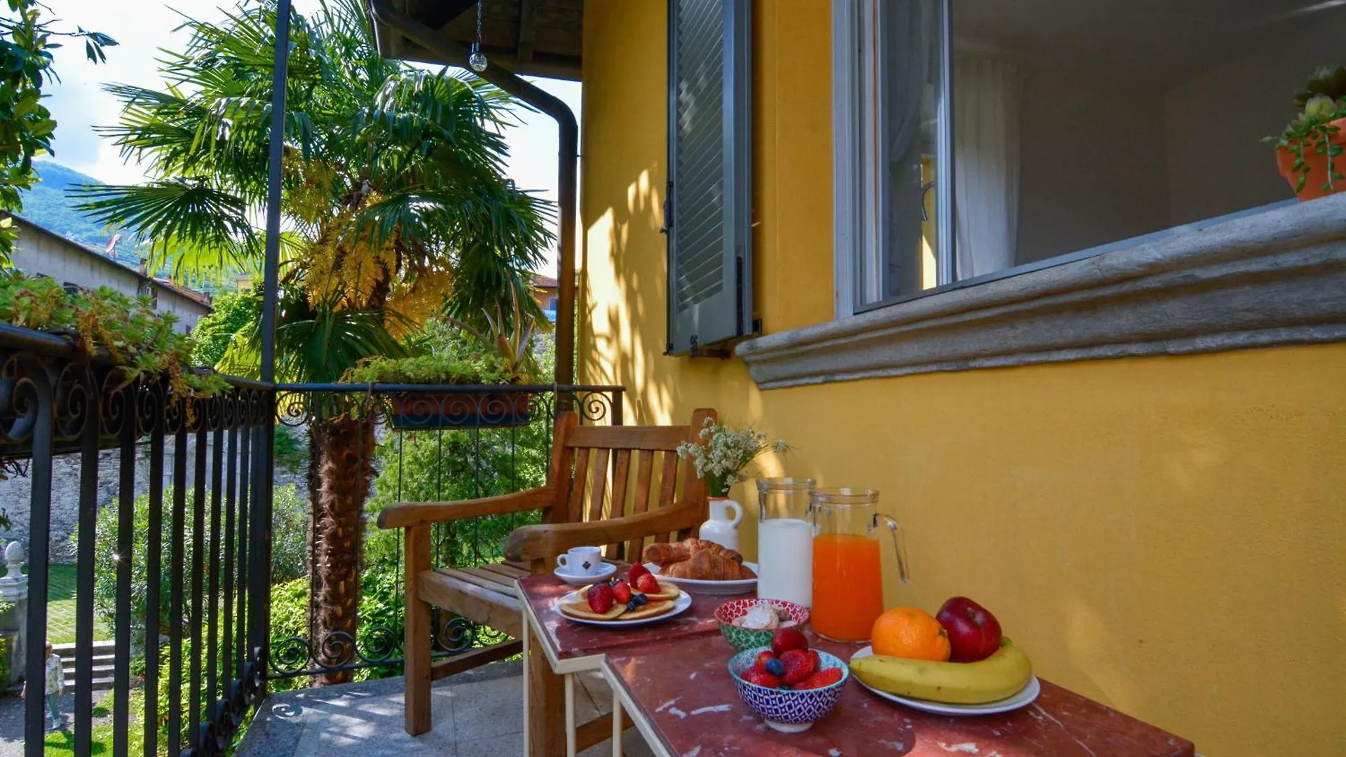 Timeless Garden Lake Como Gravedona