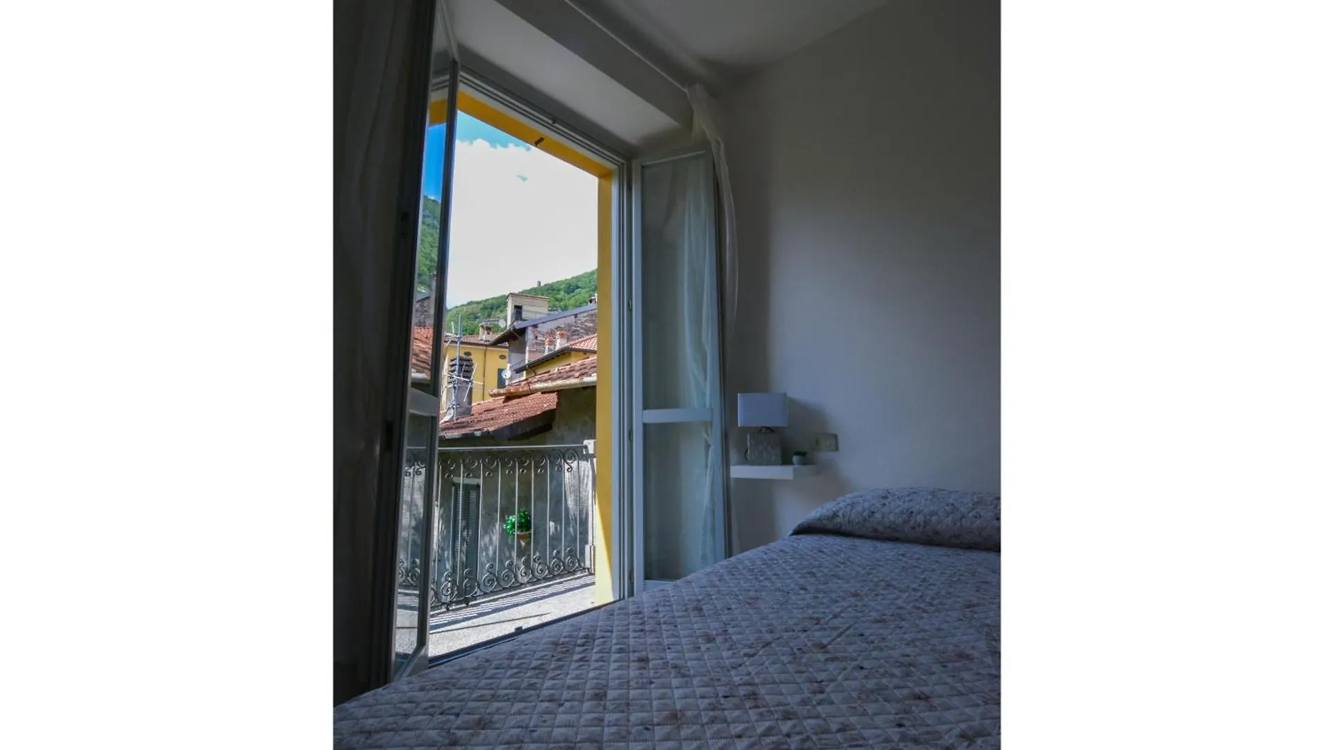Timeless Garden Lake Como Gravedona