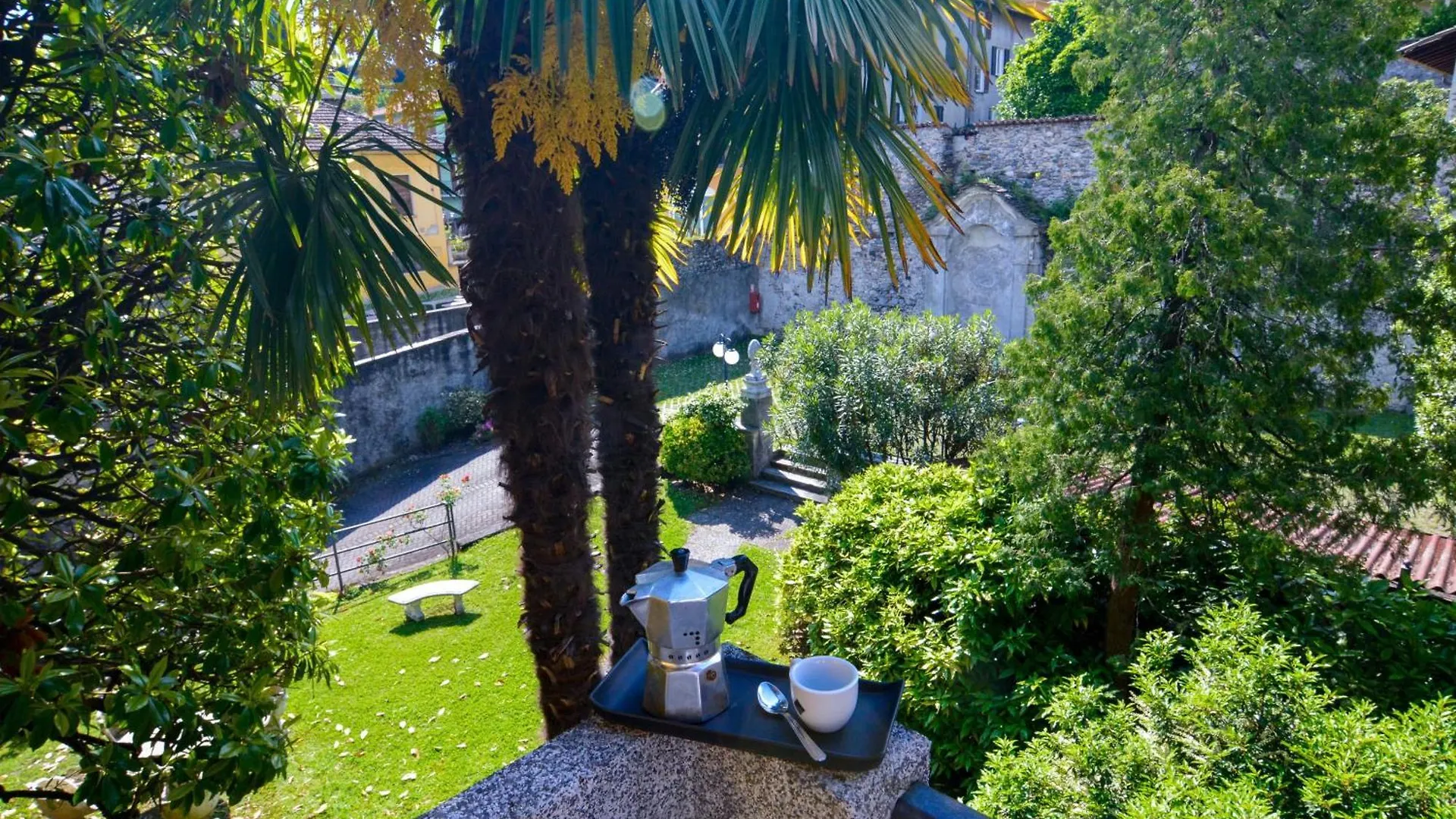 Timeless Garden Lake Como 赫拉弗多纳 公寓